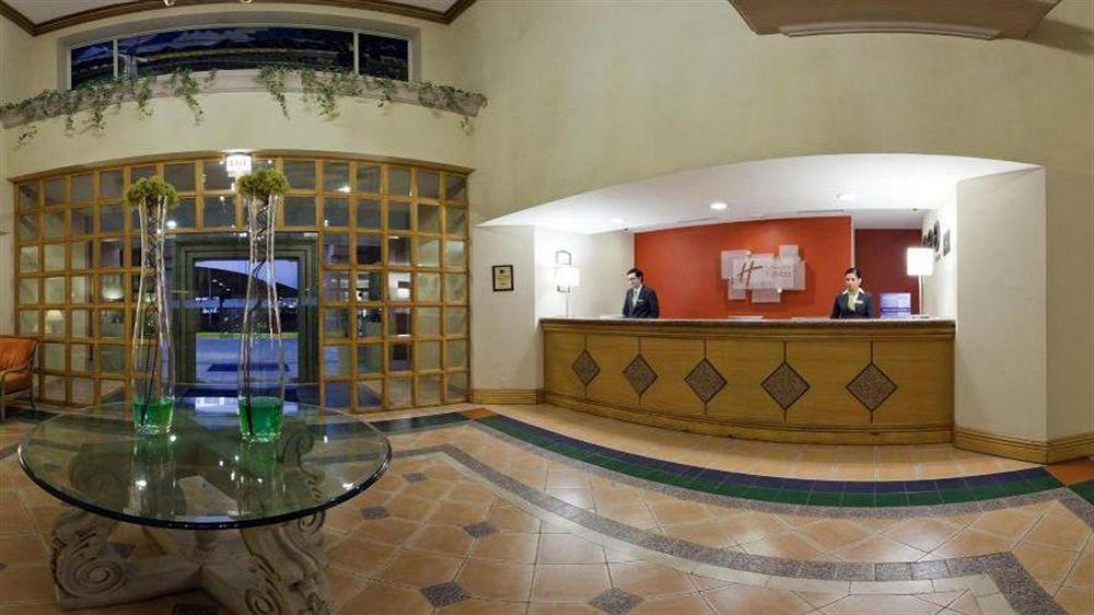 Holiday Inn Express Torreon By Ihg Buitenkant foto