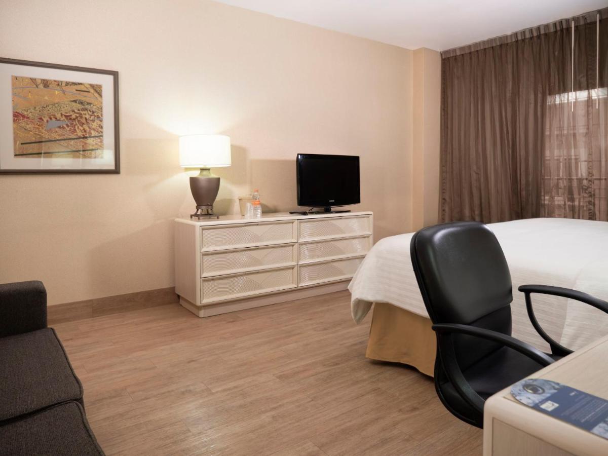 Holiday Inn Express Torreon By Ihg Buitenkant foto