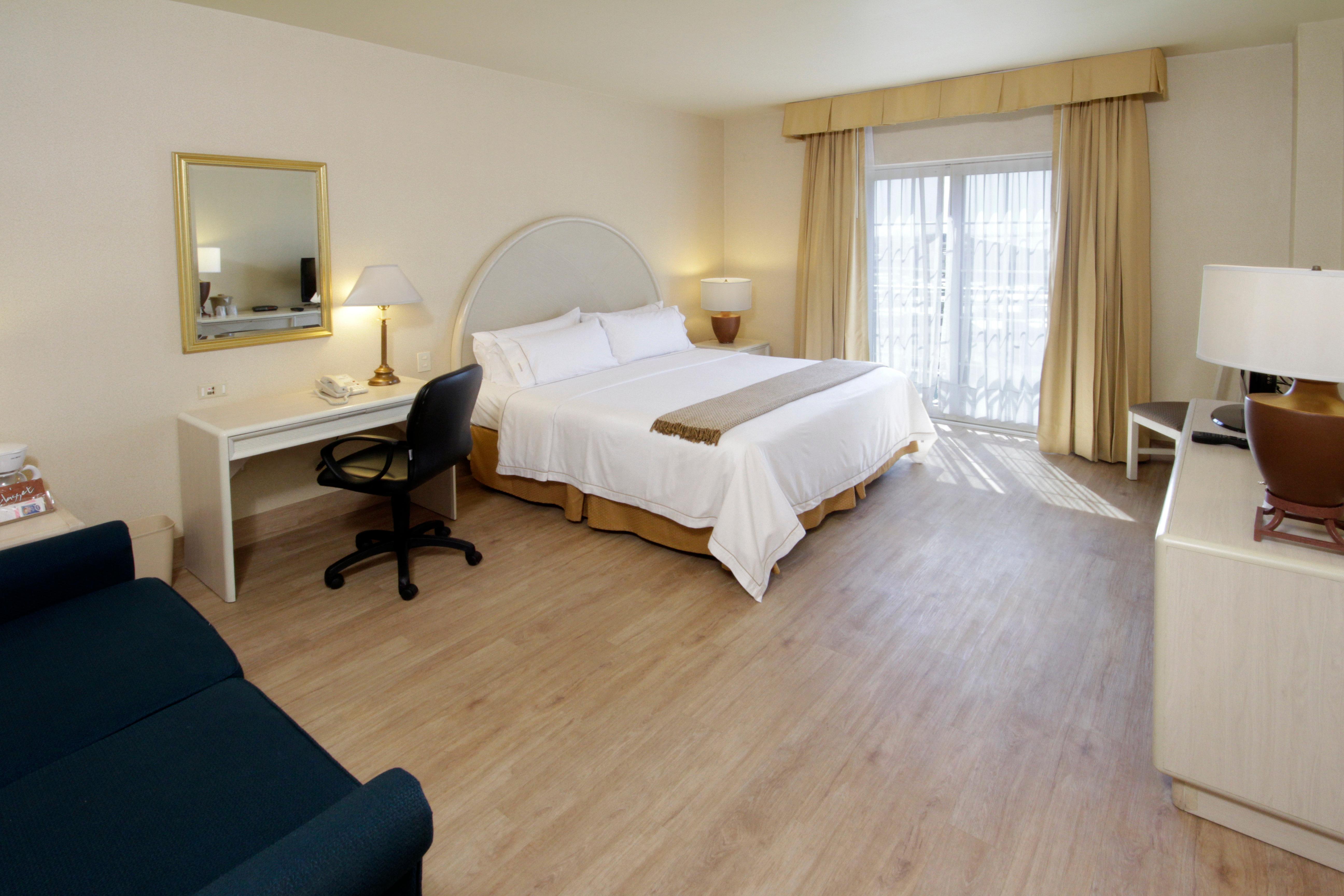 Holiday Inn Express Torreon By Ihg Buitenkant foto