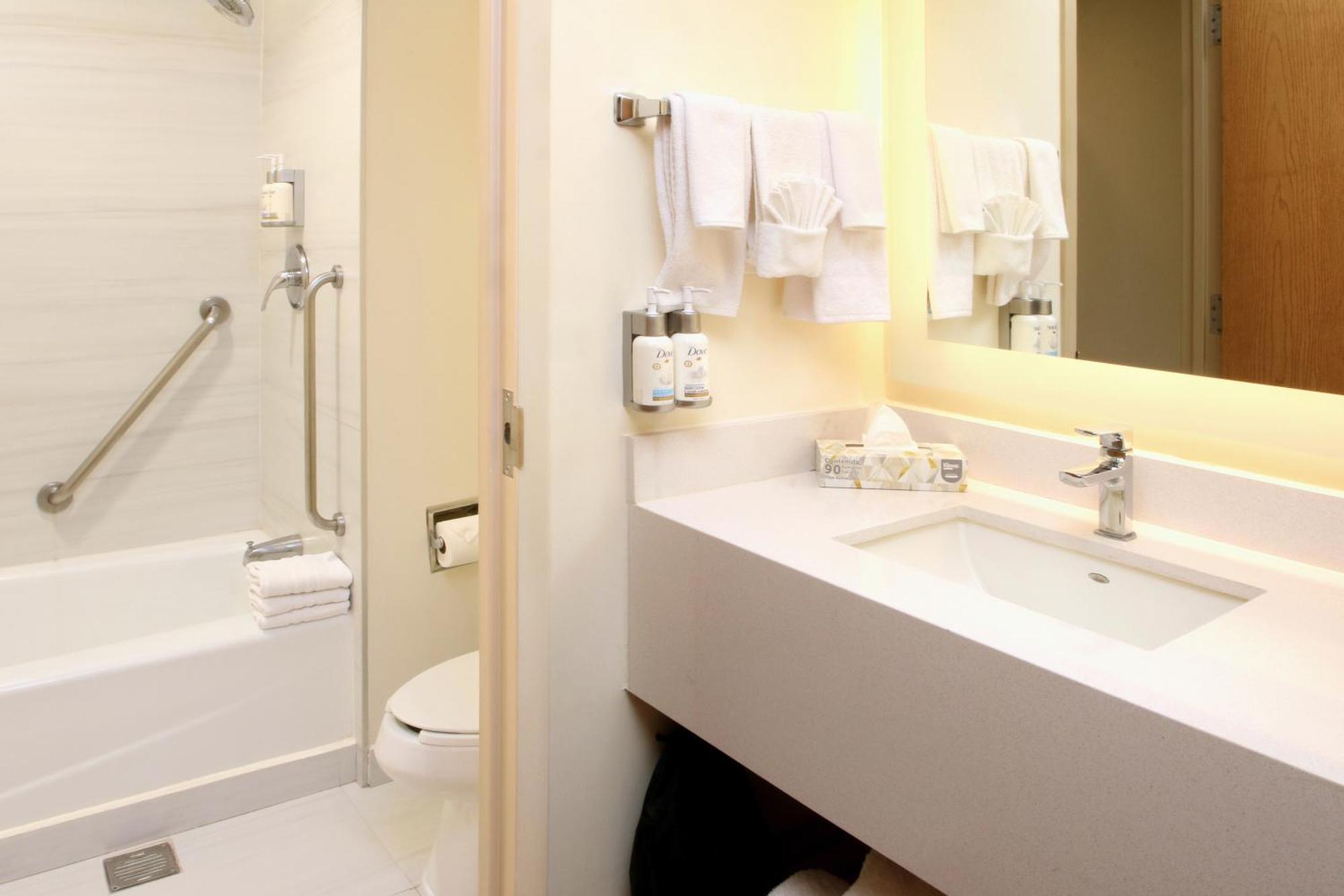 Holiday Inn Express Torreon By Ihg Buitenkant foto